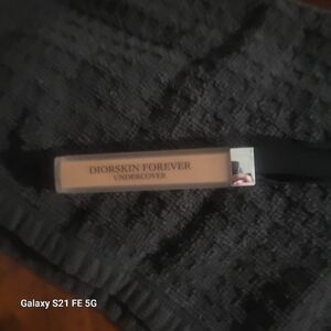 DIOR DIORSKIN FOREVER UNDERCOVER #60 NWOT (NO BOX)